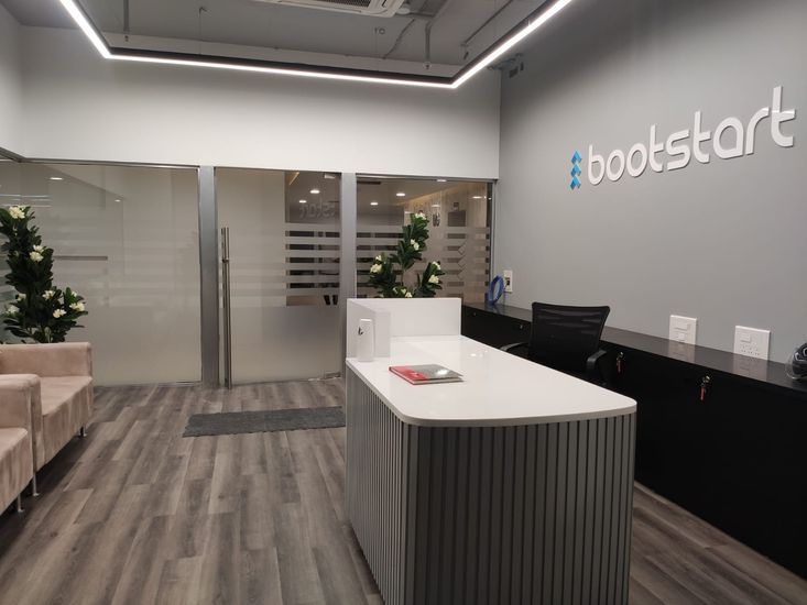 Bootstart Coworking – Clover Hills Plaza